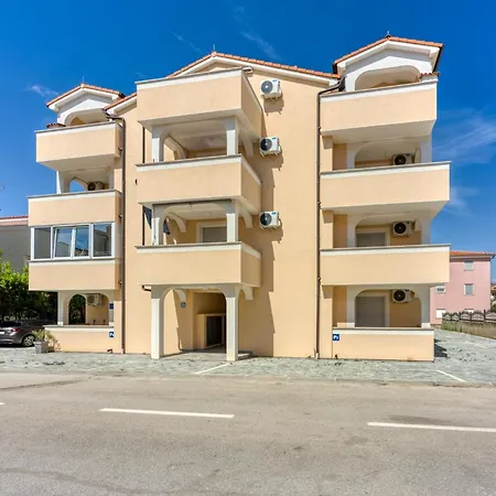 Children Dream * Medulin